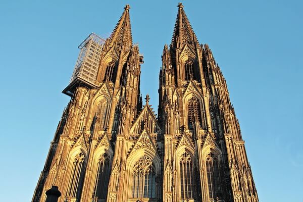 Шедевры готической архитектуры - Кельнский собор в Германии